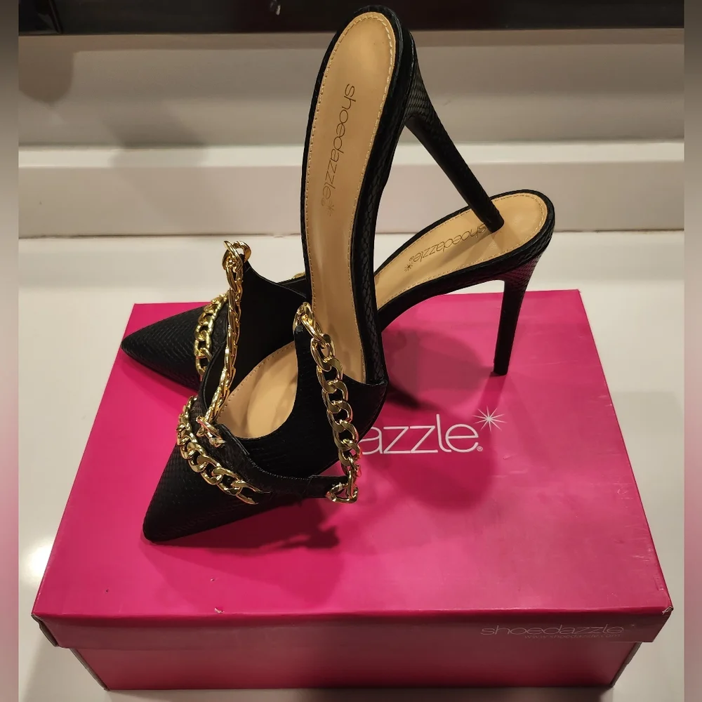 Heels - Picture 5 of 12